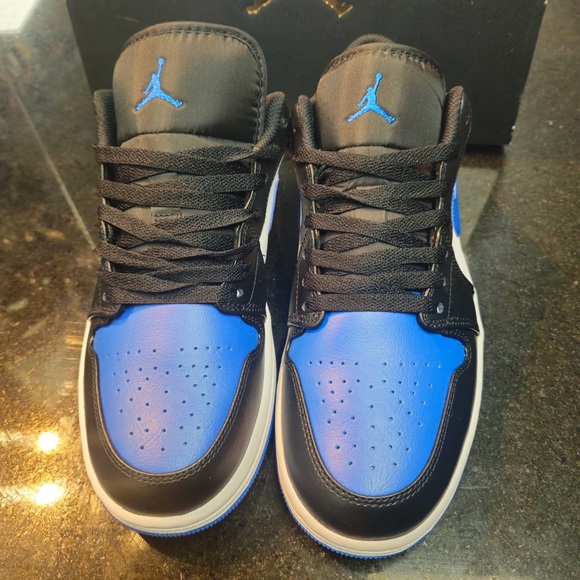 AIR JORDAN 1 RETRO LOW ROYAL TOE sz 9.5 - Picture 7 of 12